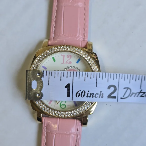 Y2K Dooney & Bourke Hearts Design Rhinestone Bezel Watch Pink Leather Band - Picture 5 of 11